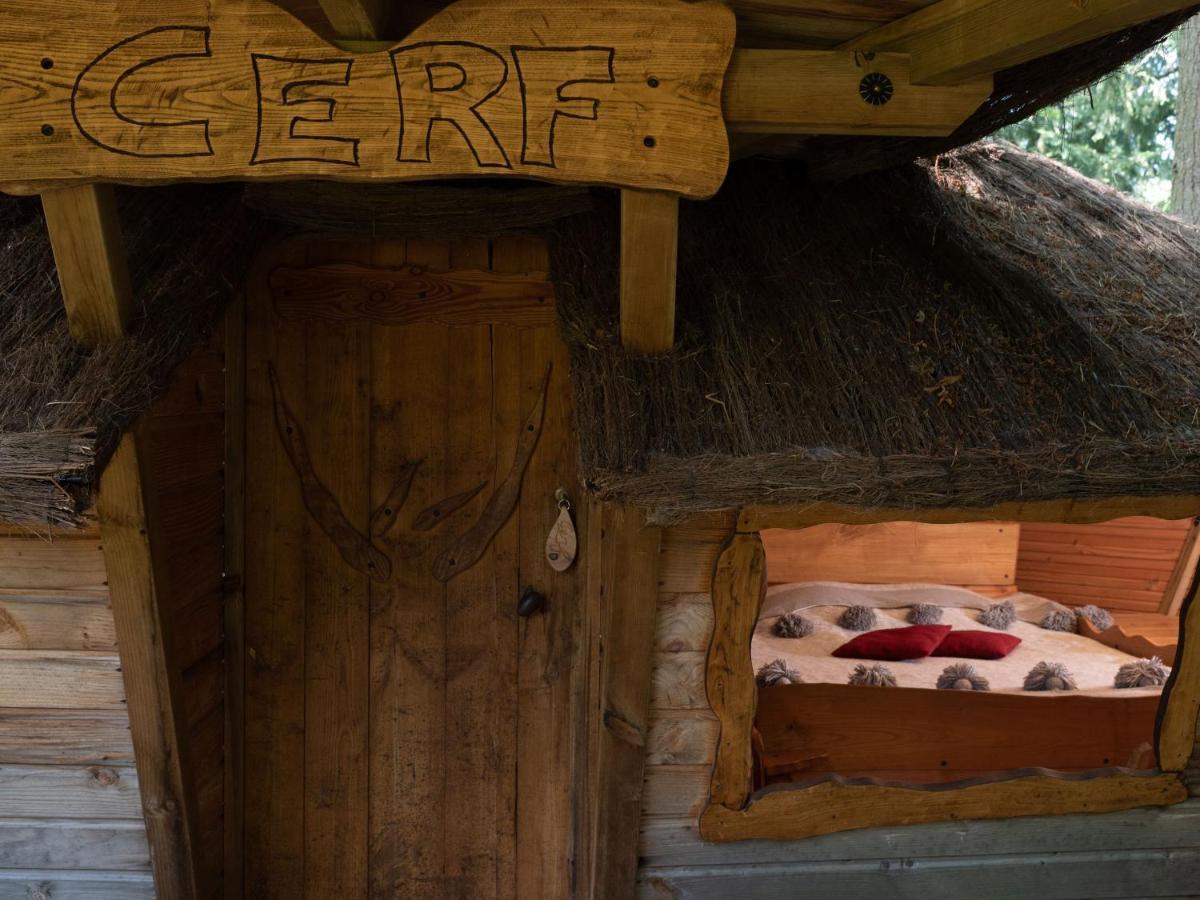 Les Cabanes De Labrousse Saint-Julien-Labrousse Luaran gambar